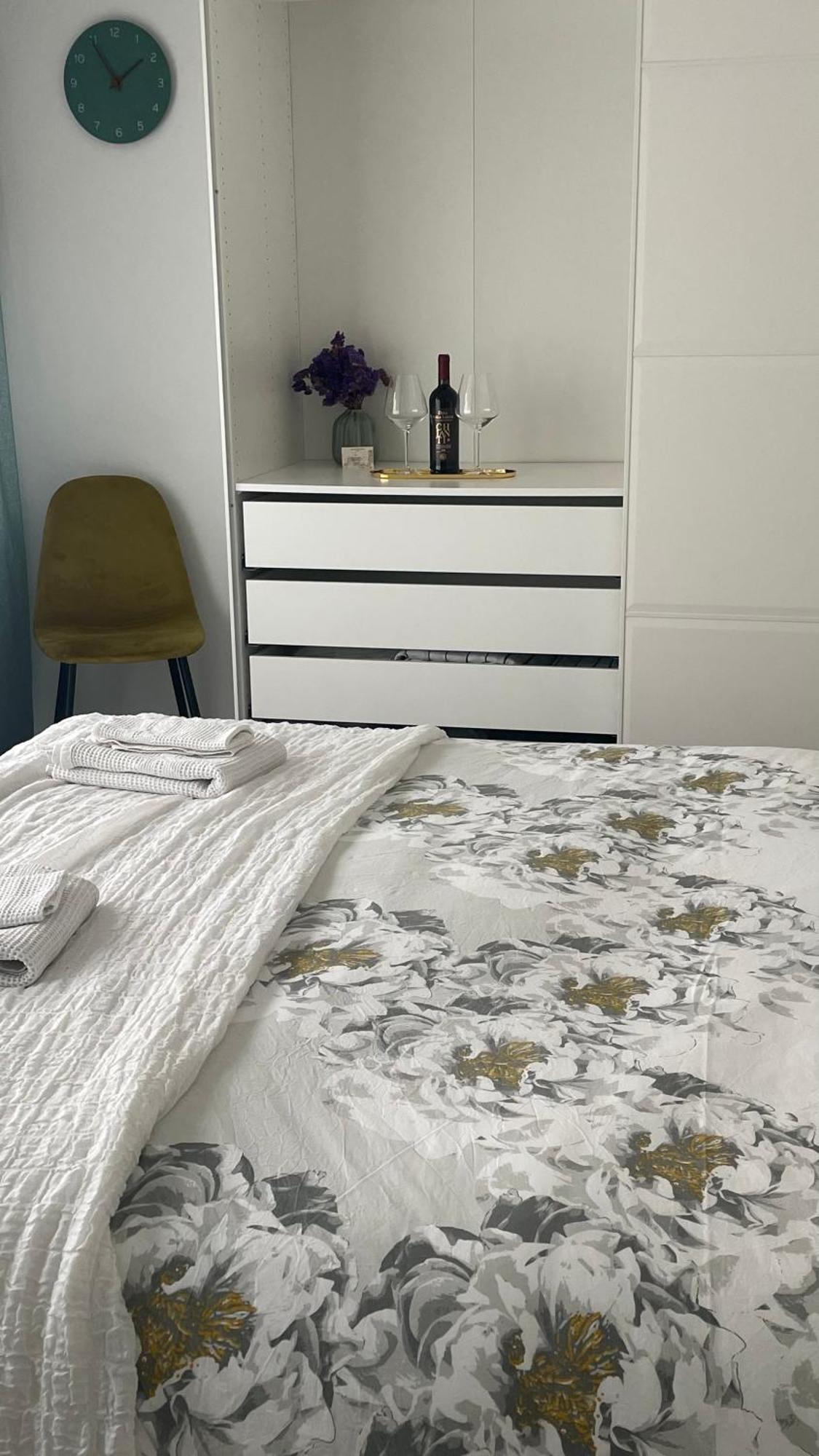 Private Room In Daniela'S House ฟลอเรนซ์ ภายนอก รูปภาพ